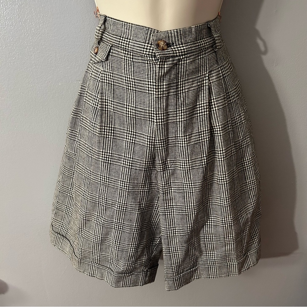 Vintage Rafaella plaid Shorts - Picture 2 of 6